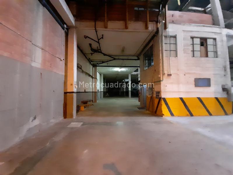 Bodega en Arriendo, GUAYABAL, Medellín - Widok 2