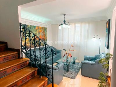 Casa de 4 alcobas en venta en Envigado, Envigado, 330 m² · foto 2 de 20