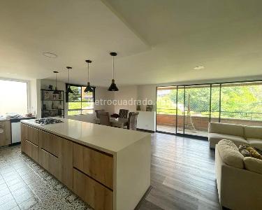 Apartamento de 3 alcobas en venta en El Tesoro, Medellín, 127 m² · foto 6 de 13
