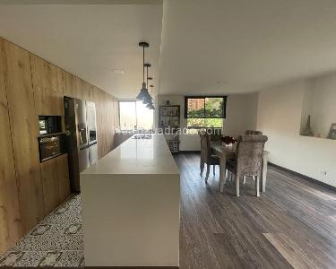 Apartamento de 3 alcobas en venta en El Tesoro, Medellín, 127 m² · foto 7 de 13