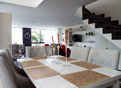 Casa de 3 alcobas en venta en Envigado, Envigado, 267 m² · foto 5 de 19