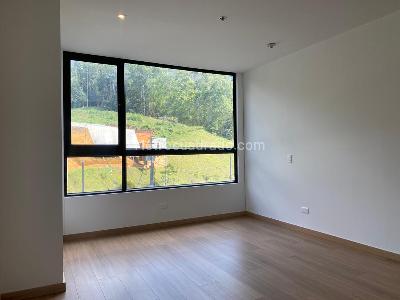Apartamento de 3 alcobas en venta en El Poblado, Medellín, 171 m² · foto 13 de 19