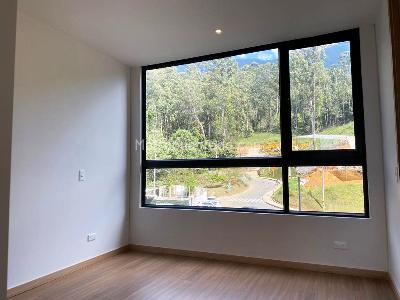 Apartamento de 3 alcobas en venta en El Poblado, Medellín, 171 m² · foto 15 de 19