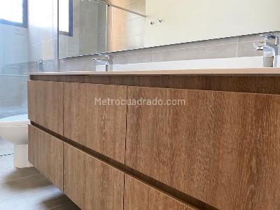 Apartamento de 3 alcobas en venta en El Poblado, Medellín, 171 m² · foto 17 de 19
