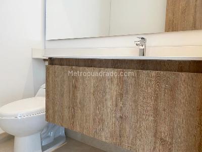 Apartamento de 3 alcobas en venta en El Poblado, Medellín, 171 m² · foto 18 de 19