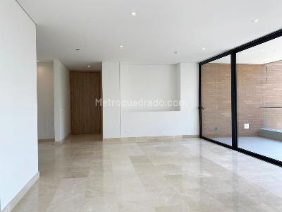 Apartamento de 3 alcobas en venta en El Poblado, Medellín, 171 m² · foto 4 de 19