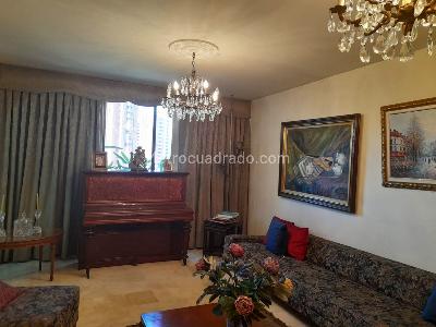 Apartamento de 3 alcobas en venta en El Poblado, Medellín, 230 m² · foto 6 de 17