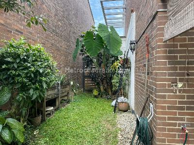 Casa en venta en Envigado, Envigado · foto 6 de 19