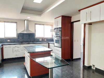 Apartamento en venta en El Poblado, Medellín · foto 12 de 20