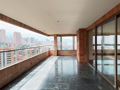 Apartamento en venta en El Poblado, Medellín · foto 18 de 20