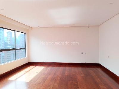 Apartamento en venta en El Poblado, Medellín · foto 6 de 20