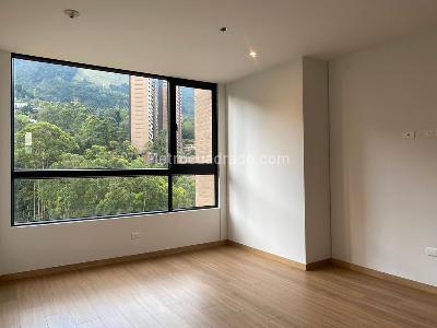 Apartamento de 3 alcobas en venta en Altos Del Poblado, Medellín, 171 m² · foto 10 de 20