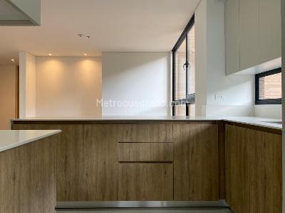 Apartamento de 3 alcobas en venta en Altos Del Poblado, Medellín, 171 m² · foto 9 de 20