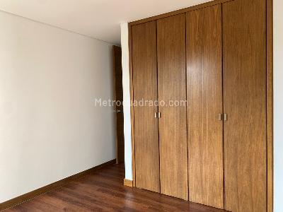 Apartamento de 3 alcobas en venta en Rionegro, Rionegro, 136 m² · foto 7 de 13