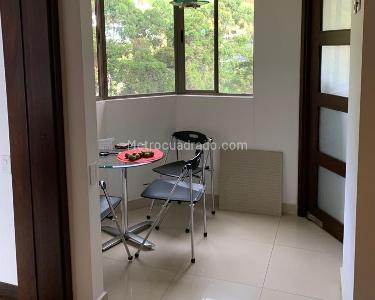 Apartamento de 3 alcobas en venta en El Poblado, Medellín, 224 m² · foto 6 de 11