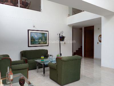 Apartamento de 4 alcobas en venta en El Poblado, Medellín, 270 m² · foto 11 de 19