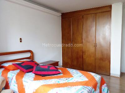 Apartamento de 4 alcobas en venta en El Poblado, Medellín, 270 m² · foto 15 de 19