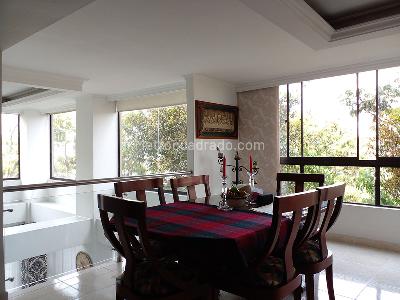 Apartamento de 4 alcobas en venta en El Poblado, Medellín, 270 m² · foto 4 de 19