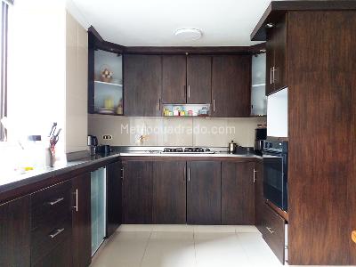 Apartamento de 4 alcobas en venta en El Poblado, Medellín, 270 m² · foto 5 de 19