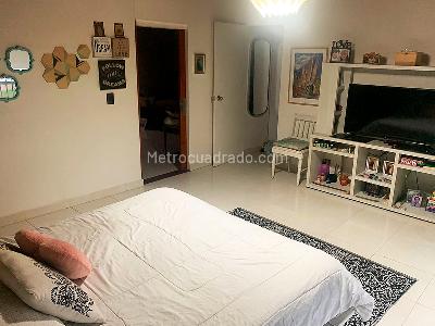 Casa de 4 alcobas en venta en El Poblado, Medellín, 250 m² · foto 10 de 18