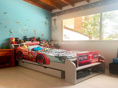 Casa de 4 alcobas en venta en El Poblado, Medellín, 250 m² · foto 13 de 18