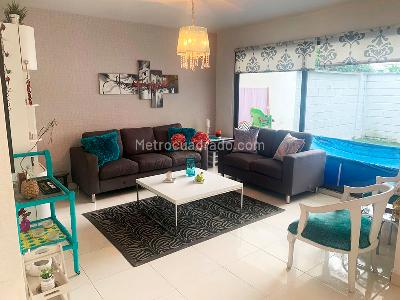 Casa de 4 alcobas en venta en El Poblado, Medellín, 250 m² · foto 2 de 18