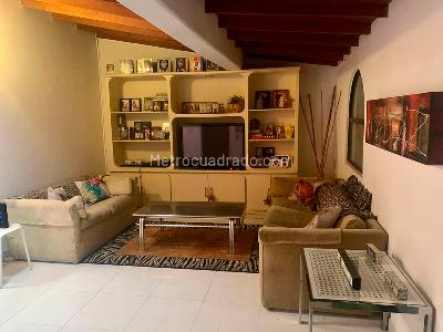 Casa de 4 alcobas en venta en El Poblado, Medellín, 250 m² · foto 6 de 18
