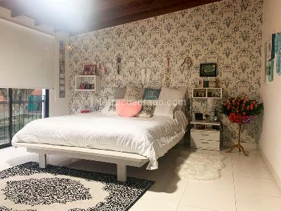 Casa de 4 alcobas en venta en El Poblado, Medellín, 250 m² · foto 9 de 18