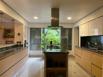 Apartamento de 3 alcobas en venta en Las Lomas, Medellín, 244 m² · foto 7 de 19