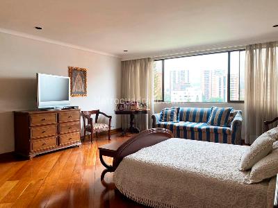 Apartamento de 3 alcobas en venta en El Poblado, Medellín, 292 m² · foto 13 de 20