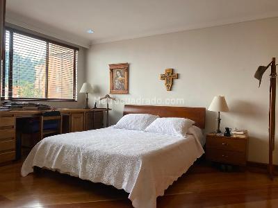 Apartamento de 3 alcobas en venta en El Poblado, Medellín, 292 m² · foto 14 de 20