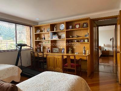Apartamento de 3 alcobas en venta en El Poblado, Medellín, 292 m² · foto 17 de 20