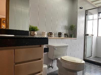 Apartamento de 3 alcobas en venta en El Poblado, Medellín, 292 m² · foto 19 de 20