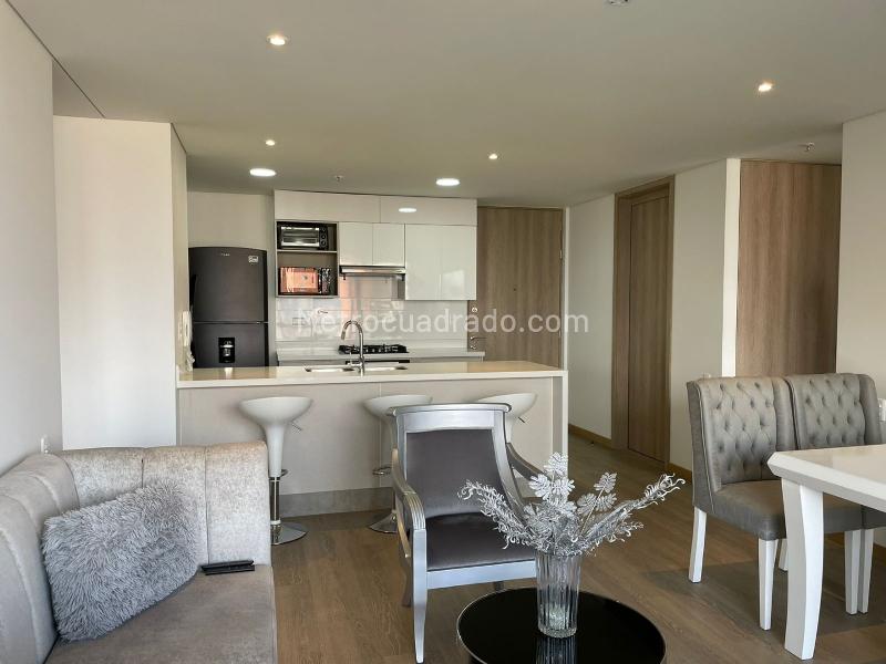 Apartamento amoblado de 2 alcobas cerca de servicios en El Poblado - 5