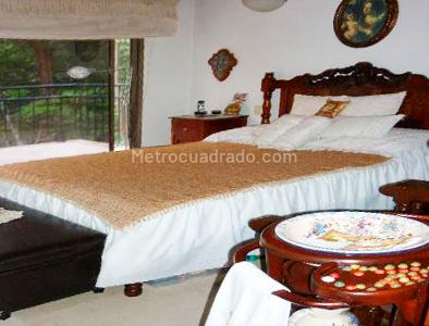 Casa de 4 alcobas en venta en El Poblado, Medellín, 480 m² · foto 10 de 16