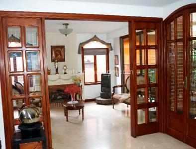 Casa de 4 alcobas en venta en El Poblado, Medellín, 480 m² · foto 3 de 16
