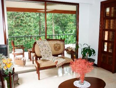 Casa de 4 alcobas en venta en El Poblado, Medellín, 480 m² · foto 4 de 16