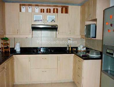 Casa de 4 alcobas en venta en El Poblado, Medellín, 480 m² · foto 5 de 16