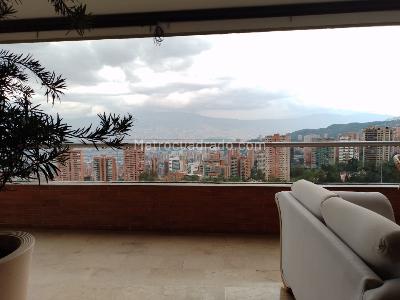Apartamento de 4 alcobas en arriendo en El Poblado, Medellín, 410 m² · foto 18 de 18