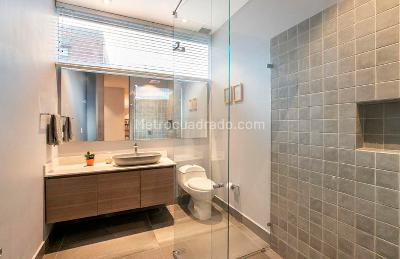 Apartamento de 3 alcobas en venta en El Poblado, Medellín, 173 m² · foto 7 de 10