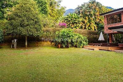 Casa de 3 alcobas en venta en Envigado, Envigado, 448 m² · foto 17 de 20