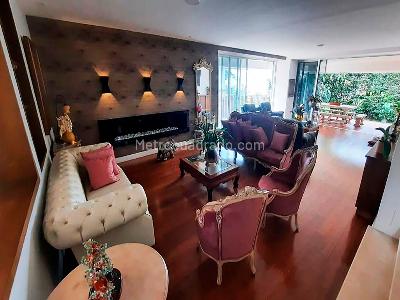 Casa de 4 alcobas en venta en El Poblado, Medellín, 372 m² · foto 4 de 20