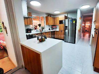 Casa de 4 alcobas en venta en El Poblado, Medellín, 372 m² · foto 8 de 20