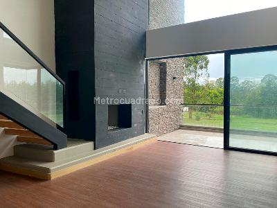 Apartamento de 2 alcobas en venta en Rionegro, Rionegro, 125 m² · foto 2 de 14