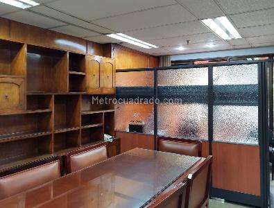 Office for rent in EL POBLADO, Medellín