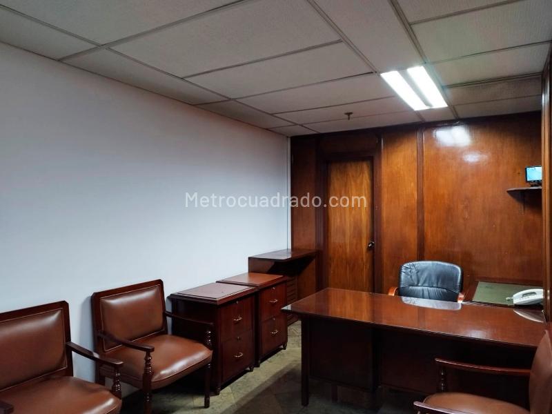 Oficina en Arriendo, EL POBLADO, Medellín - Vista 5