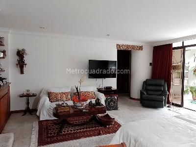 Apartamento de 3 alcobas en venta en El Poblado, Medellín, 362 m² · foto 12 de 20