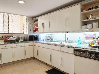 Apartamento de 3 alcobas en venta en El Poblado, Medellín, 362 m² · foto 8 de 20