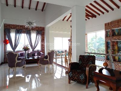 Casa de 4 alcobas en venta en Envigado, Envigado, 656 m² · foto 11 de 20