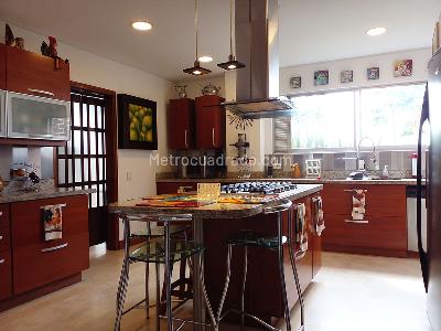 Casa de 4 alcobas en venta en Envigado, Envigado, 656 m² · foto 5 de 20